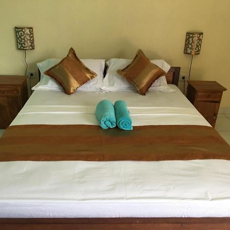 Repag Wayan Canggu Hostel Kuta Lombok Kültér fotó