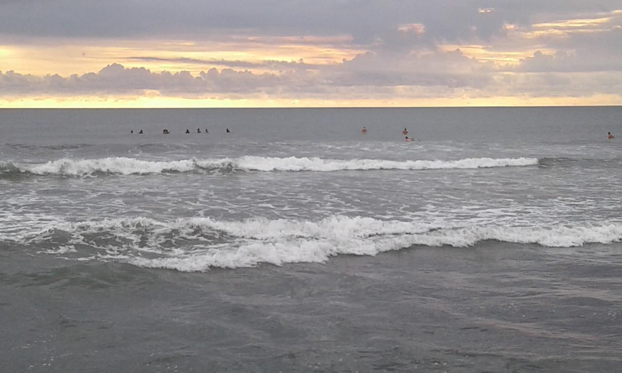 Repag Wayan Canggu Hostel Kuta Lombok Kültér fotó