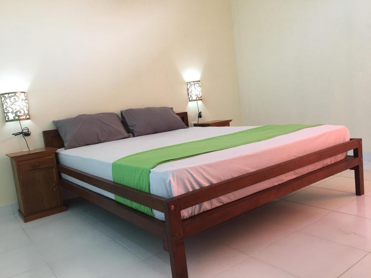 Repag Wayan Canggu Hostel Kuta Lombok Kültér fotó